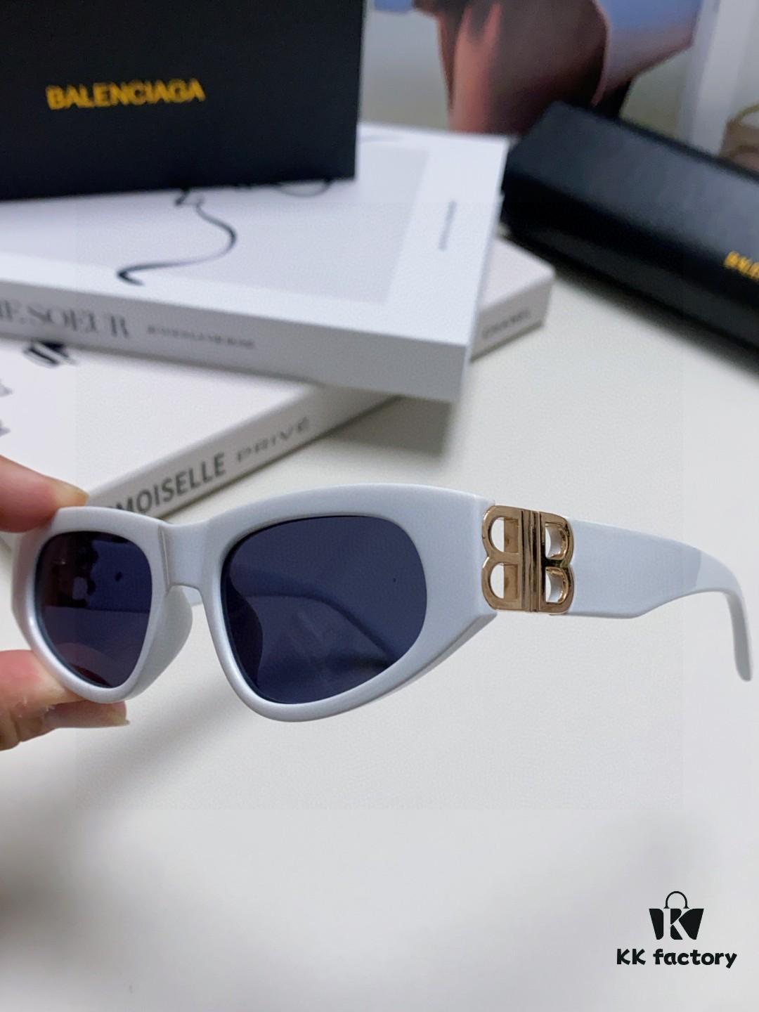 Balenciaga Black Sunglasses Double B Streetwear Style Women's Summer Sun Glasses Ins 2025 New Hip-Hop Retro Fashion High-End UV Protection Sunglasses