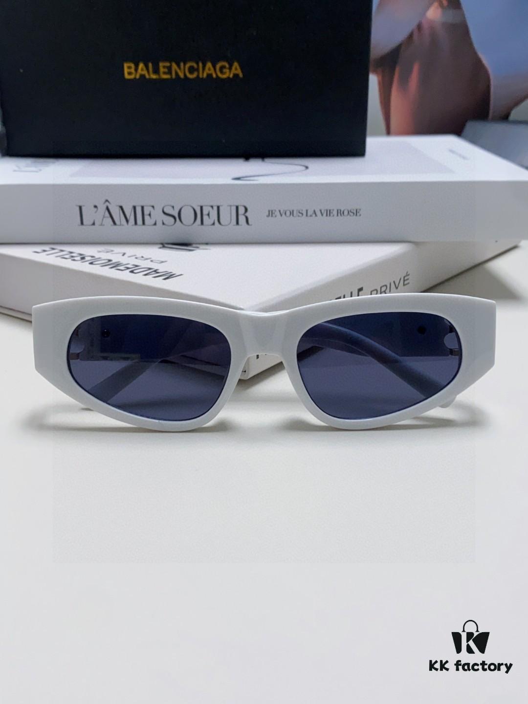 Balenciaga Black Sunglasses Double B Streetwear Style Women's Summer Sun Glasses Ins 2025 New Hip-Hop Retro Fashion High-End UV Protection Sunglasses