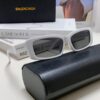 Balenciaga 2025 New Arrival European and American Fashion Statement Square Sunglasses, Instagram-Trending Rectangular Sun Glasses with Wide Lettering, Avant-Garde Unisex Eyewear