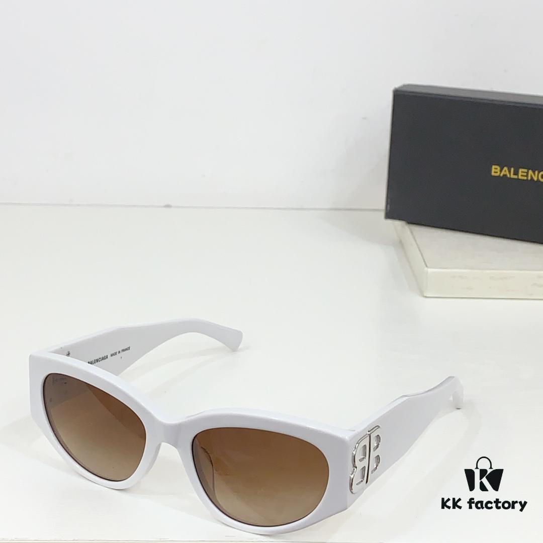 140 BALENCIAGA Balenciaga BB0324SK Sunglasses