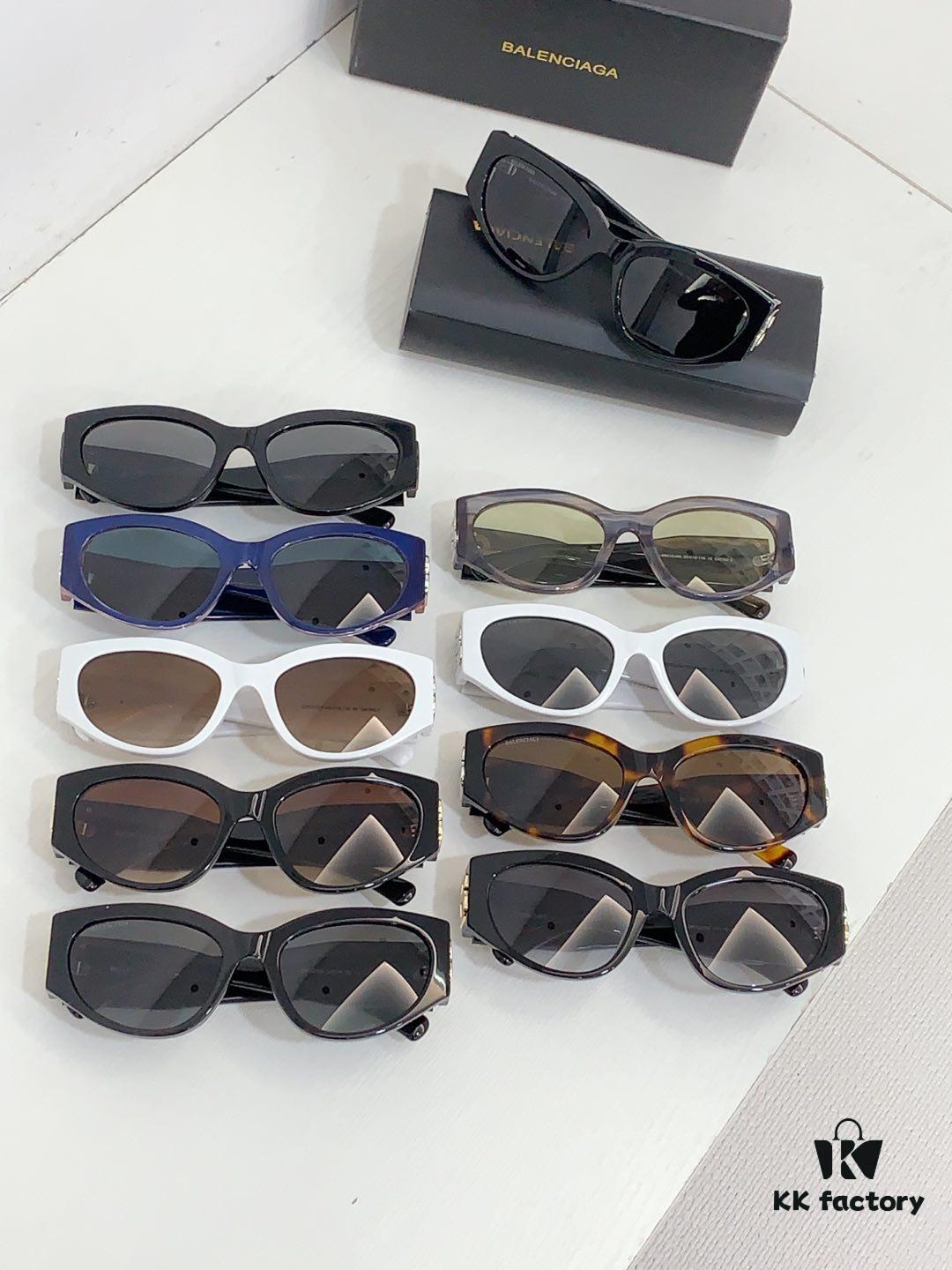 140 BALENCIAGA Balenciaga BB0324SK Sunglasses
