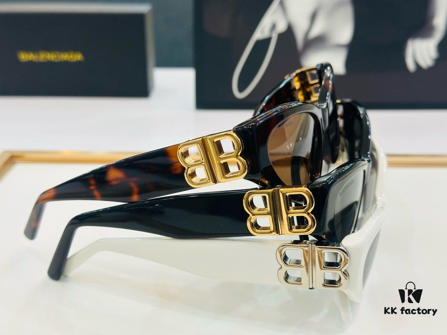 BALENCIAGA Balenciaga BB03130 Size: 54×17-135 Unique Design That Wins You Over at First Sight, Extremely Versatile and Stylish, Premium Quality Sunglasses