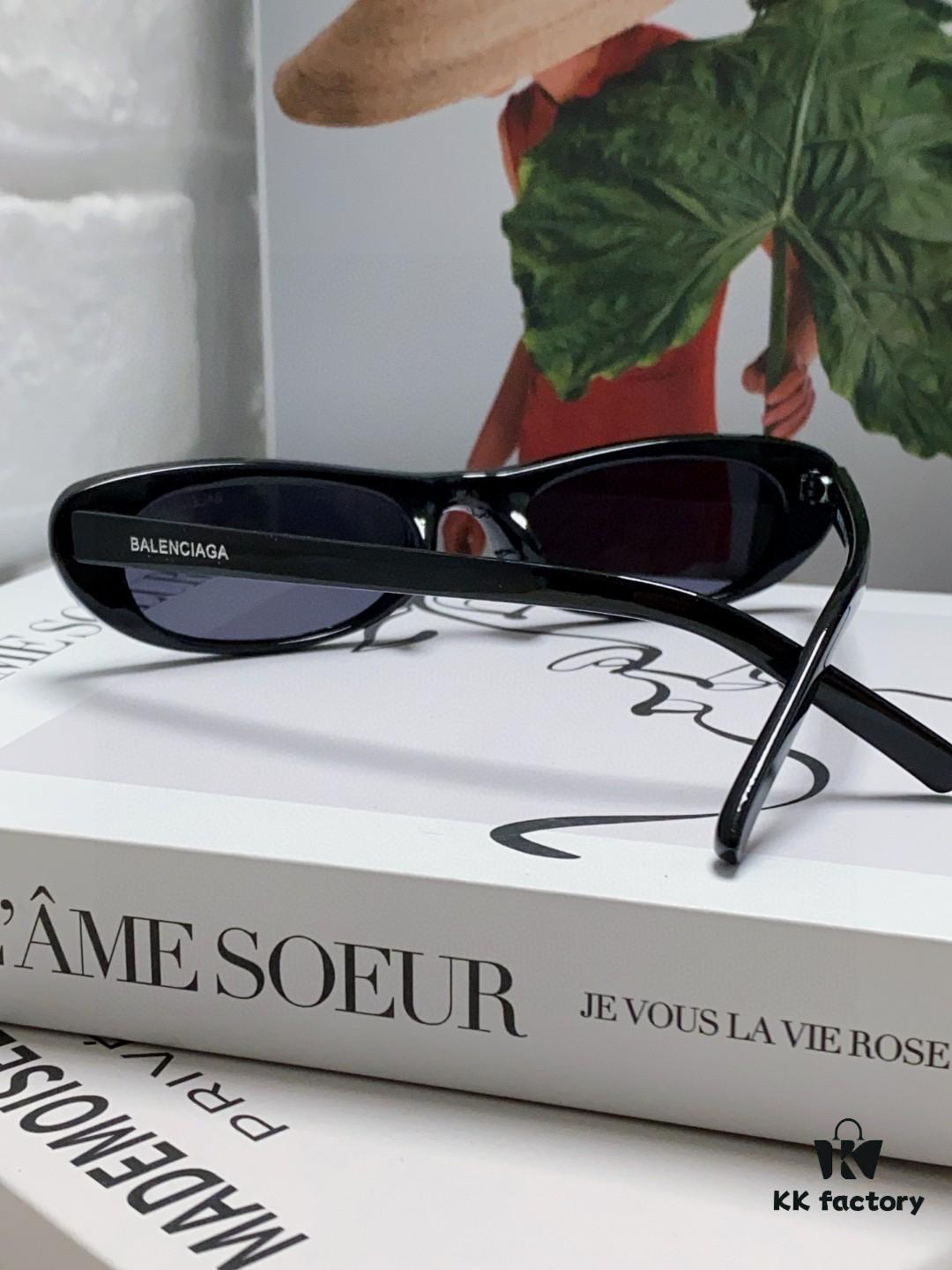 Balenciaga Retro Small Oval Sunglasses Unisex, Minimalist Fashion Narrow Frame Sun Glasses for Men and Women, Stylish Face-Framing Eyewear