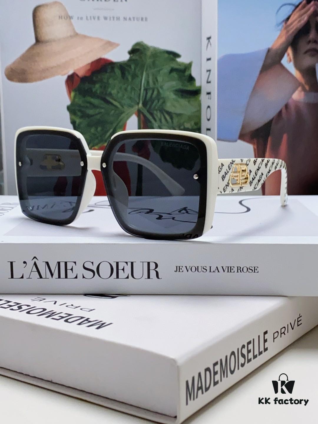 BALENCIAGA Paris Fashion Street Snap Polarized Sunglasses for Women Clover Square Sunglasses Large Frame Slimming UV Protection Trendy Summer Hot Selling Eyewear