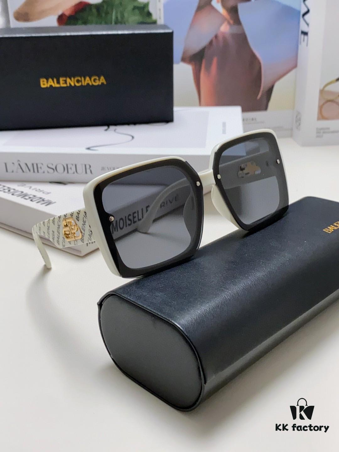 BALENCIAGA Paris Fashion Street Snap Polarized Sunglasses for Women Clover Square Sunglasses Large Frame Slimming UV Protection Trendy Summer Hot Selling Eyewear