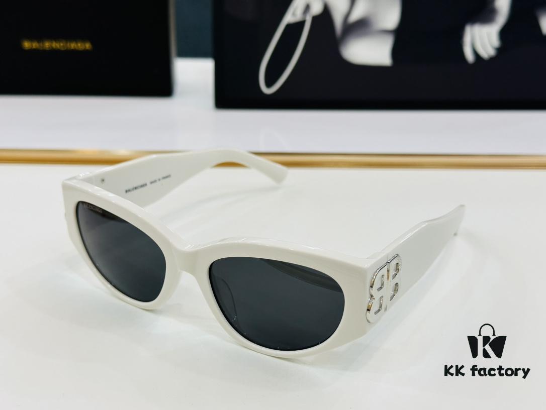 BALENCIAGA BB0324SK Size 55□19-135, Unique and Stylish Design, Highly Versatile Sunglasses