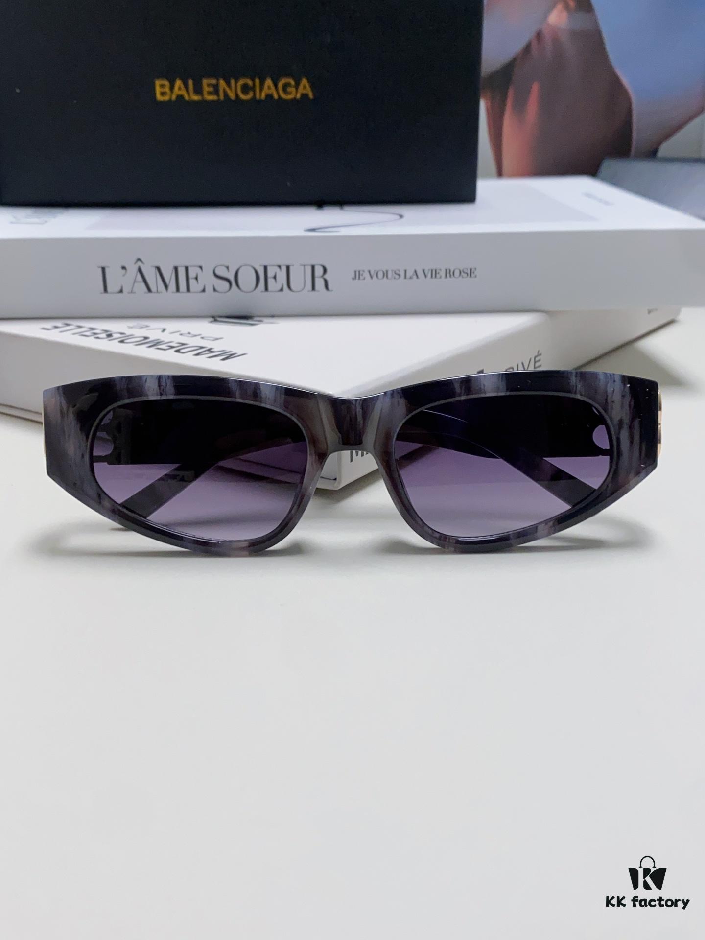 Balenciaga Black Sunglasses Double B Streetwear Women's Summer Sunglasses Ins 2024 New Hip-Hop Retro Fashion High-End UV Protection Eyewear