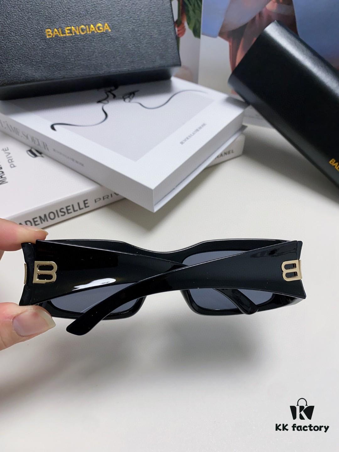 Balenciaga Black Square Frame BB Logo Sunglasses for Women, Stylish and Slimming UV-Protective Sun Glasses, Trendy Must-Have Fashion Accessory