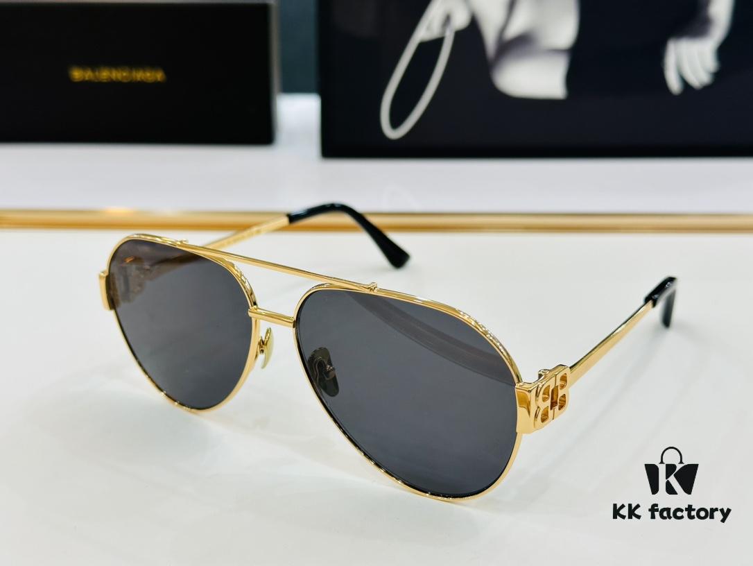 BALENCIAGA Balenciaga Latest Unique Design That Wins You at First Sight BB04002 Size: 61□13-143 XL Premium Quality Sunglasses