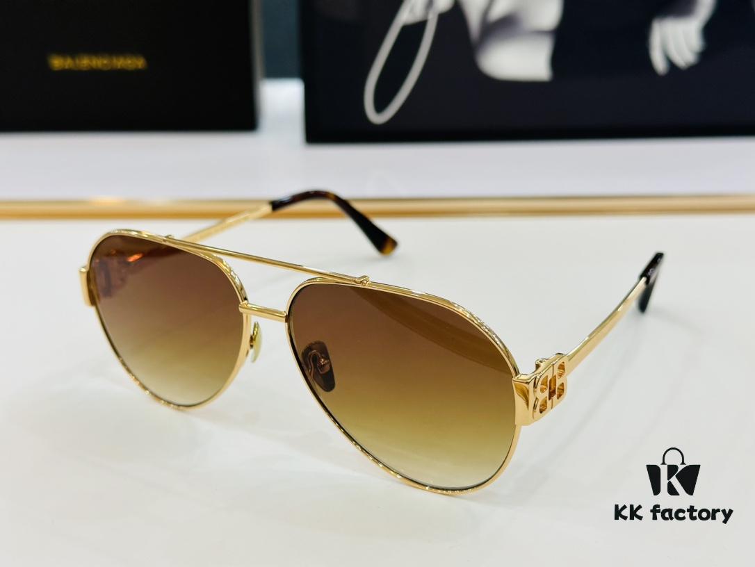 BALENCIAGA Balenciaga Latest Unique Design That Wins You at First Sight BB04002 Size: 61□13-143 XL Premium Quality Sunglasses