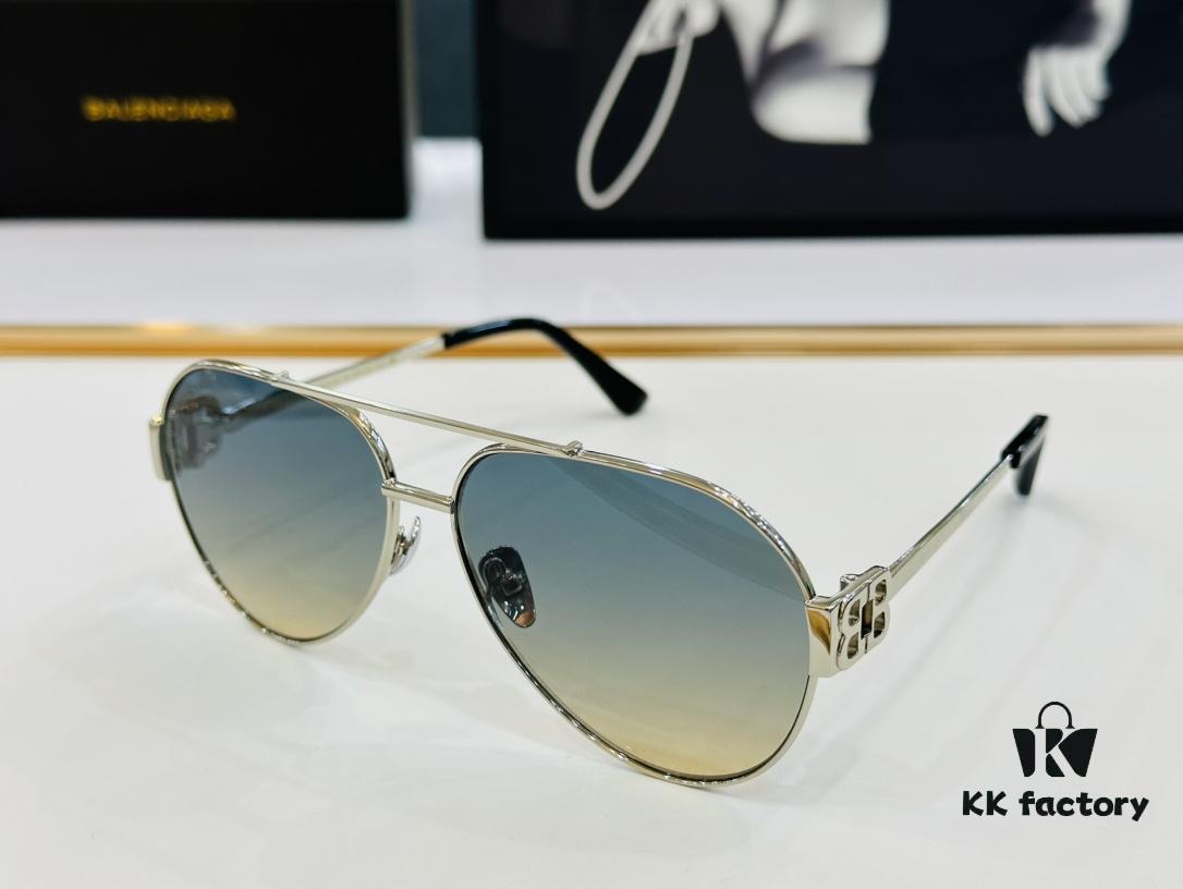 BALENCIAGA Balenciaga Latest Unique Design That Wins You at First Sight BB04002 Size: 61□13-143 XL Premium Quality Sunglasses