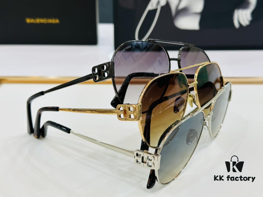 BALENCIAGA Balenciaga Latest Unique Design That Wins You at First Sight BB04002 Size: 61□13-143 XL Premium Quality Sunglasses