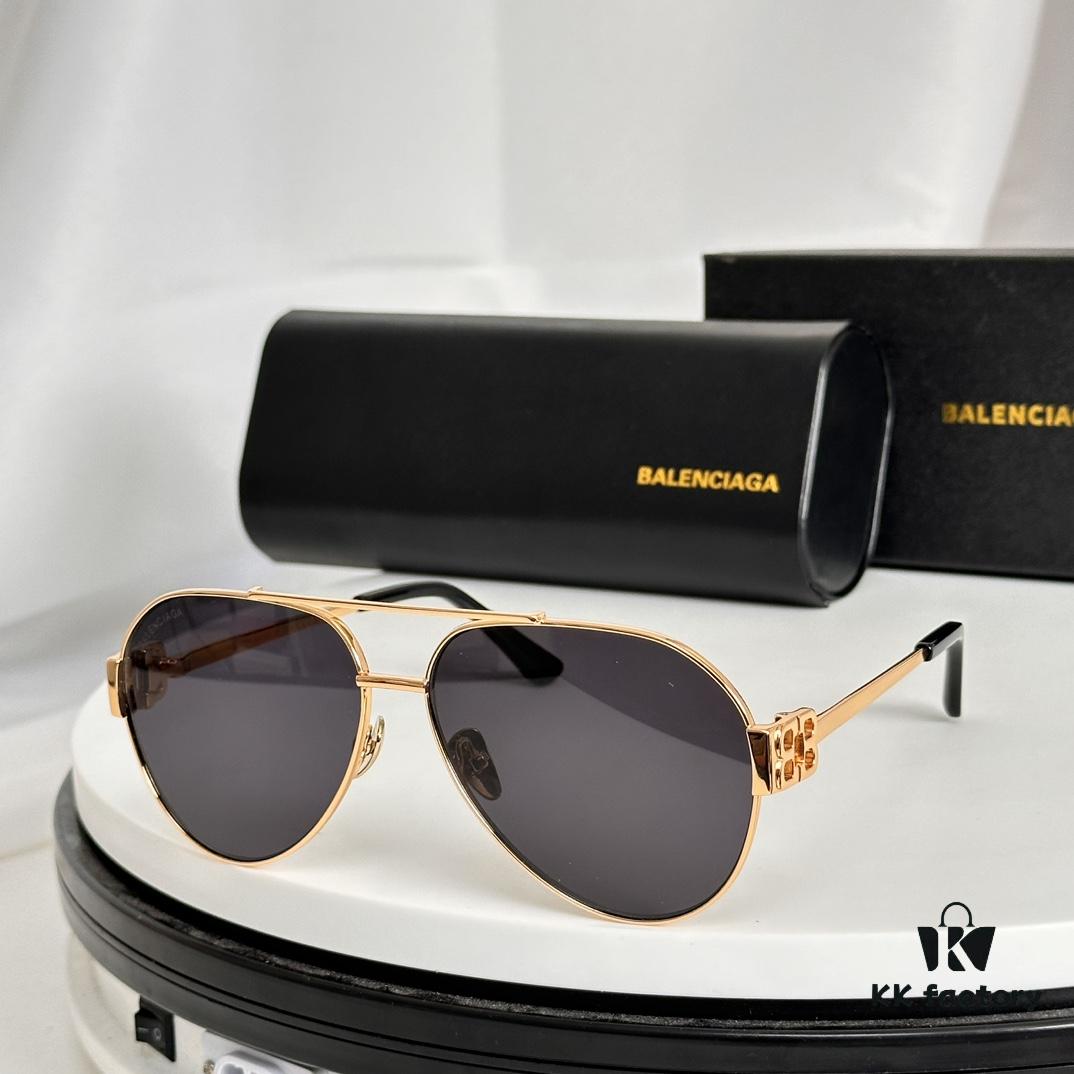 BALENCIAGA Balenciaga Model BB04002 Sunglasses