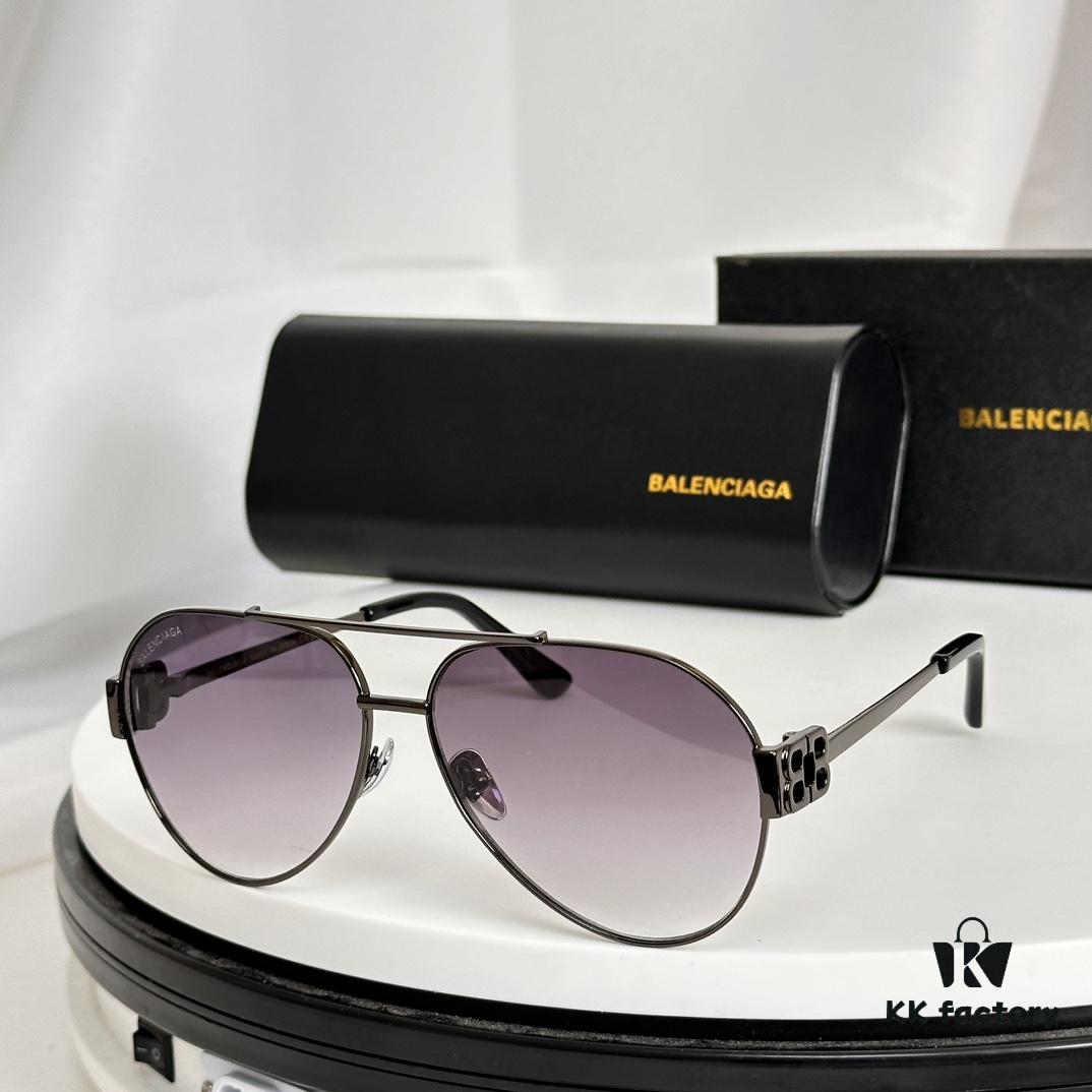 BALENCIAGA Balenciaga Model BB04002 Sunglasses