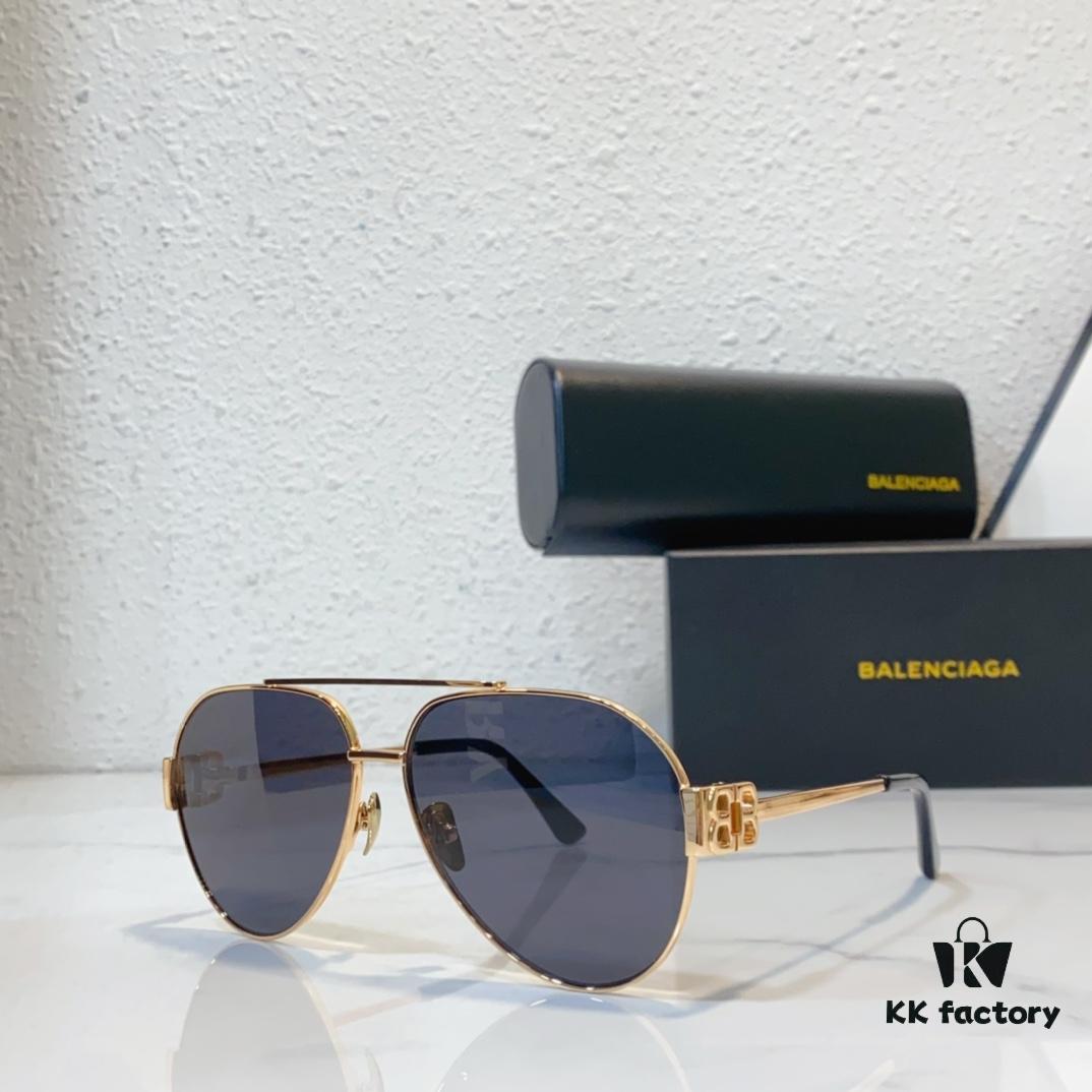 BALENCIAGA Balenciaga Model BB04002 Sunglasses