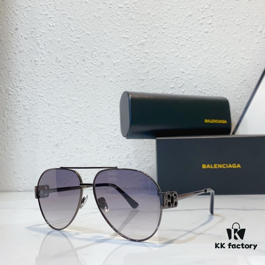 BALENCIAGA Balenciaga Model BB04002 Sunglasses