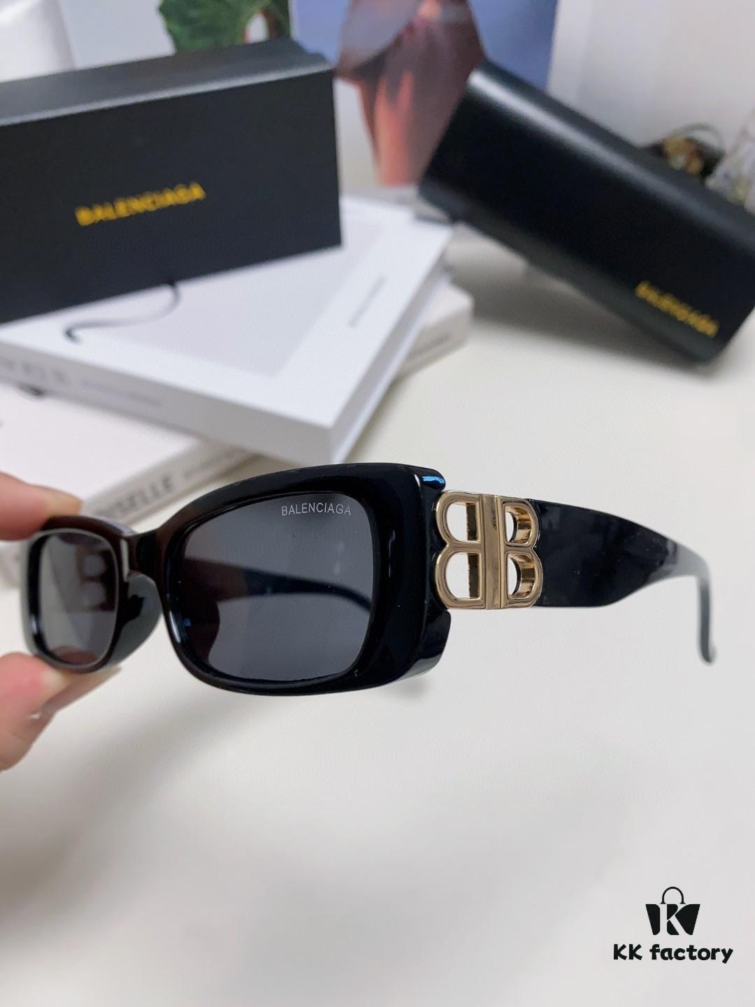 Balenciaga Paris Fashion Sunglasses - The Same Pair Worn by Female Celebrities and Influencers