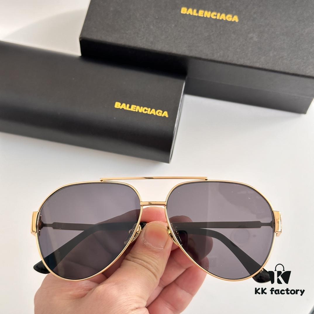 BALENCIAGA BB04002 Sunglasses, Size 61-13-143