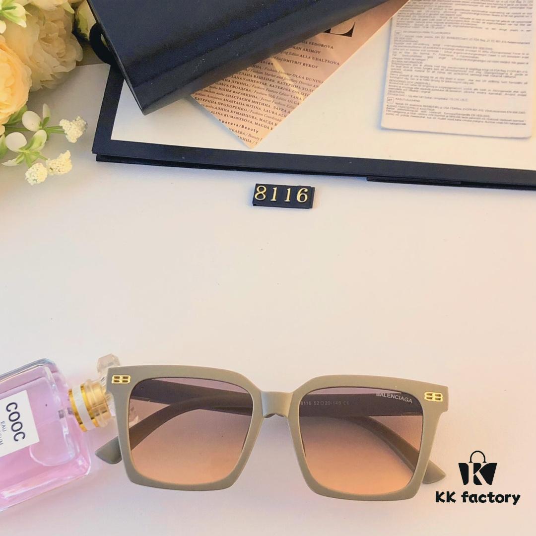 BalenCiaga Retro Square Sunglasses for Women, 2024 New Arrival Fashion Sun Glasses with UV Protection, Stylish Round Frame Shades for Oval Face, Instagram Trendy Oversized Eyewear