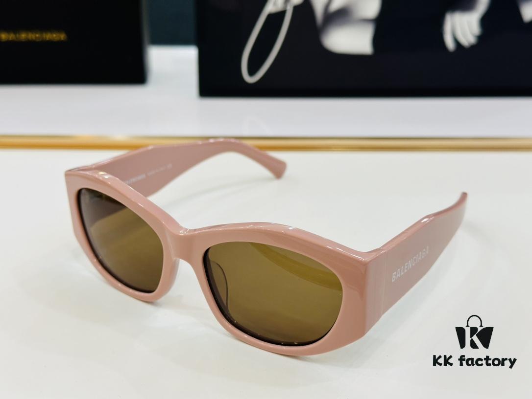 BALENCIAGA Balenciaga BB0329S Size: 56□18-135 Unique and Eye-Catching Design, Extremely Versatile Style, FD Universal Fashion, Premium Quality Sunglasses