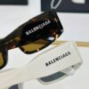 BALENCIAGA BB0328S Size: 56 □ 20-135 A uniquely designed frame that wins hearts at first sight, exceptionally versatile and stylish, premium quality sunglasses