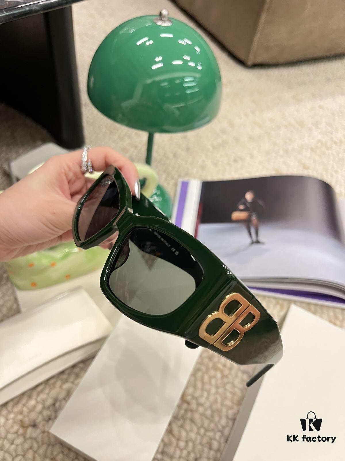 BALENCIAGA New Arrival Must-Have Stylish Sunglasses 🕶️