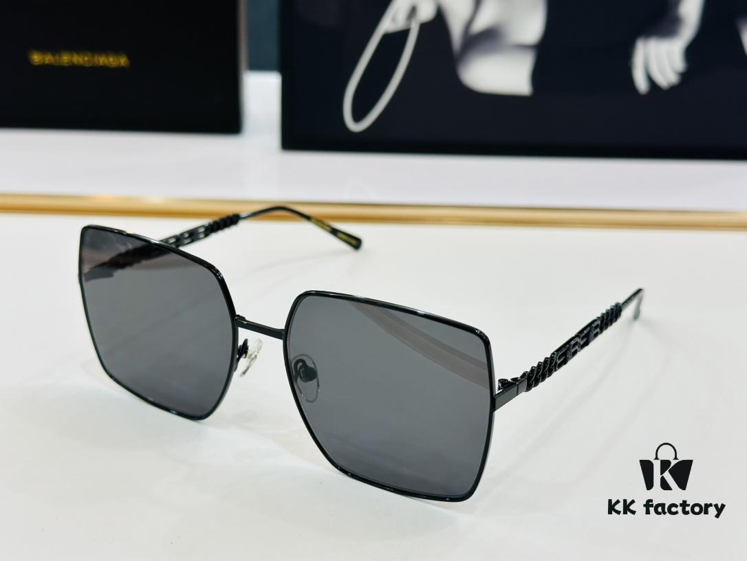 BALENCIAGA Balenciaga Latest Unique Design That Captivates at First Sight BB0012 Size: 58□18-143