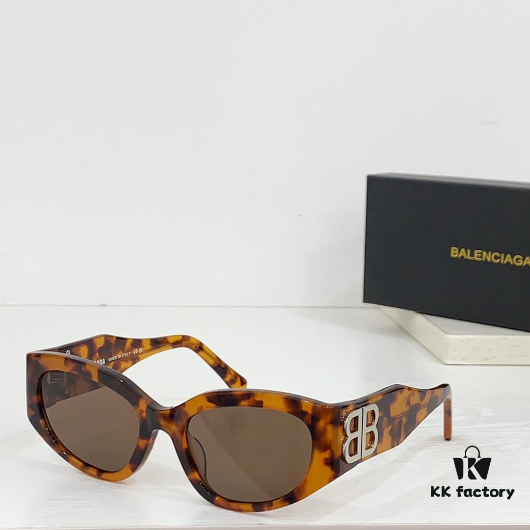 BALENCIAGA New Arrival Small Size Sunglasses for Stylish Look