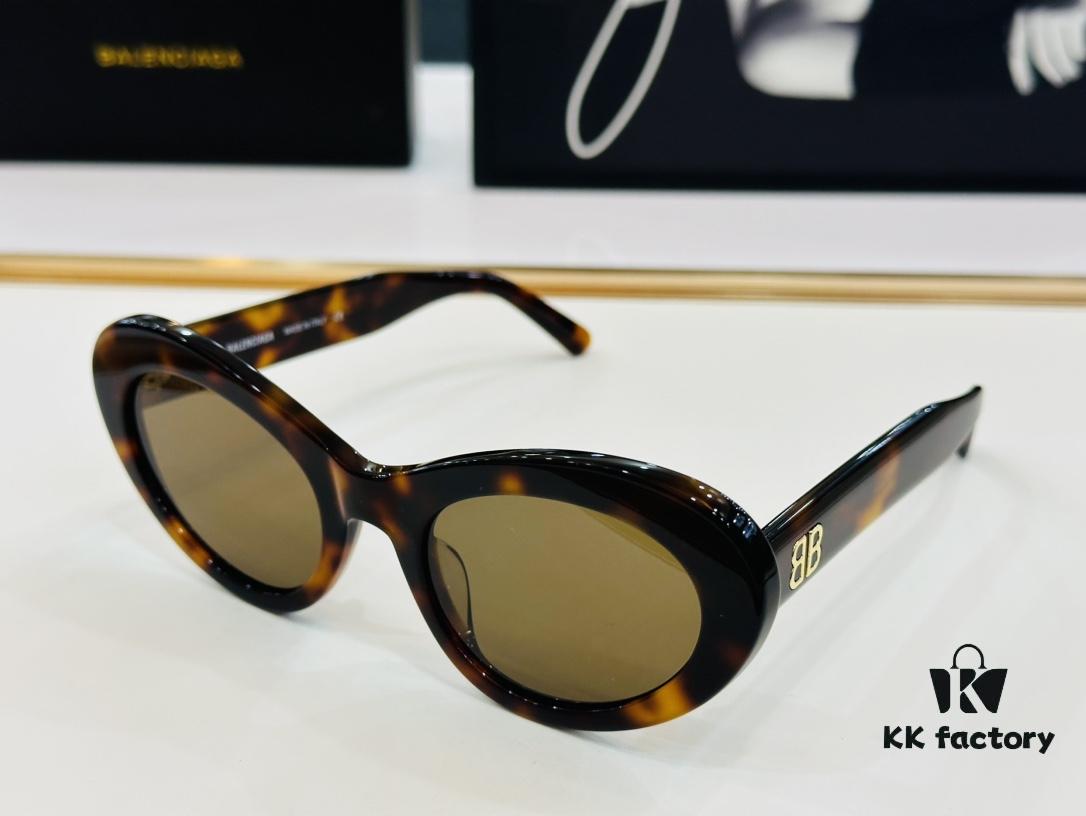 BALENCIAGA Balenciaga Latest Unique Design That You'll Fall in Love With at First Sight BB0294SK Size: 55□22-145 L High-Quality Sunglasses