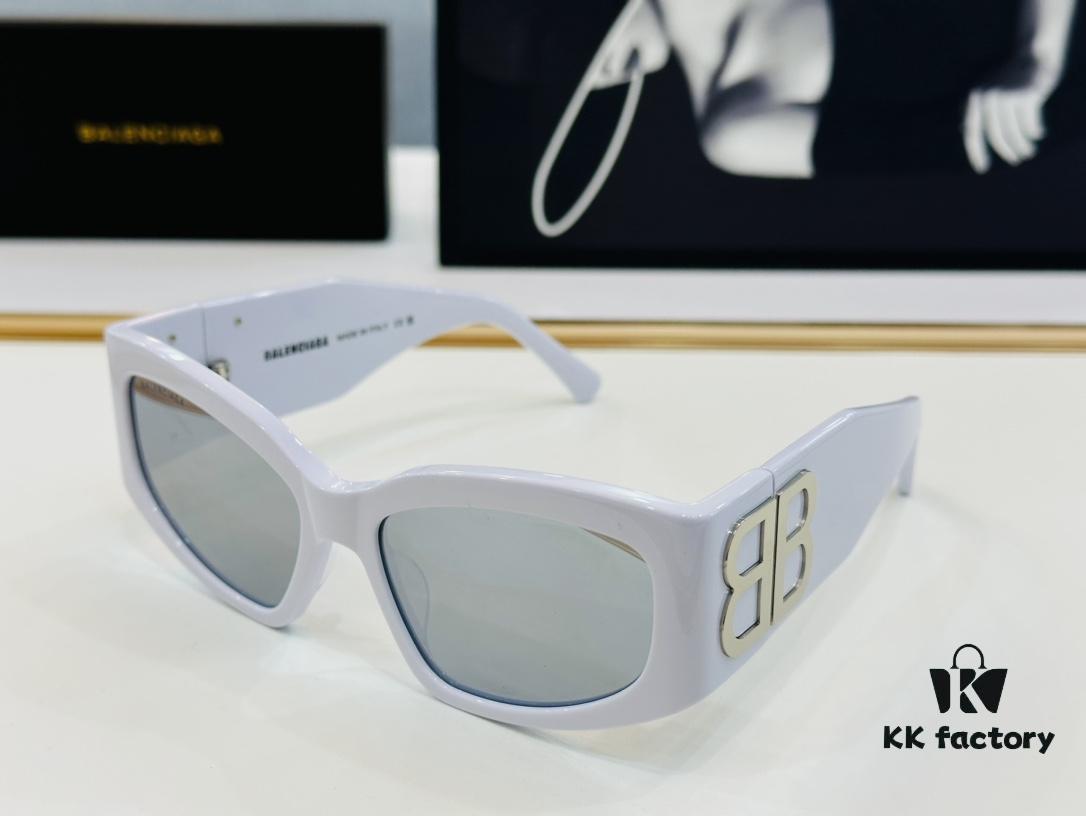 BALENCIAGA BB0321S Size 57□18-130 Stylish Unisex Sunglasses with Unique Frame Design