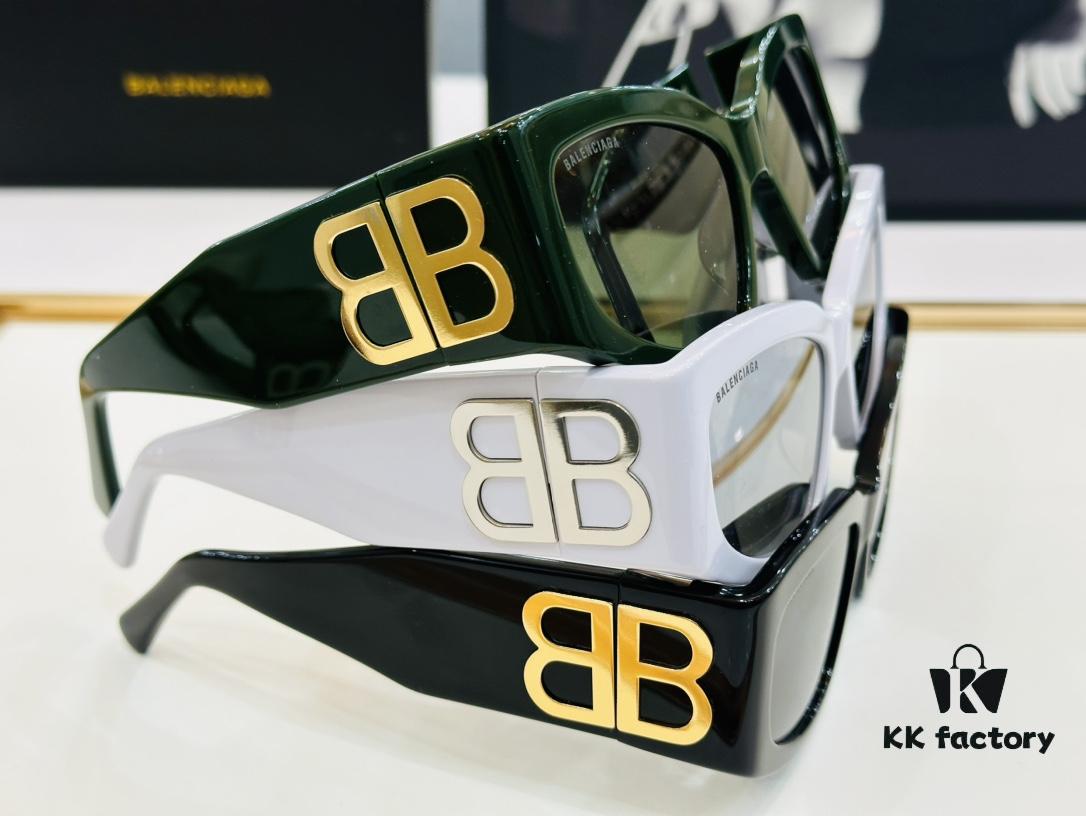 BALENCIAGA BB0321S Size 57□18-130 Stylish Unisex Sunglasses with Unique Frame Design