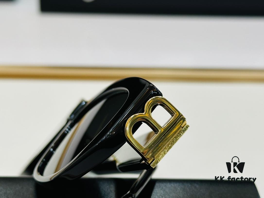 BALENCIAGA Balenciaga Latest Unique Design That Wins You at First Sight BB0311 size: 53□21-140