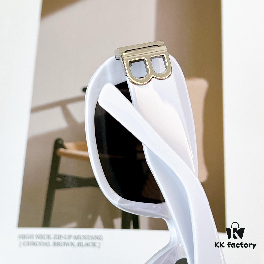 BALENCIAGA BB0310SK White Sunglasses