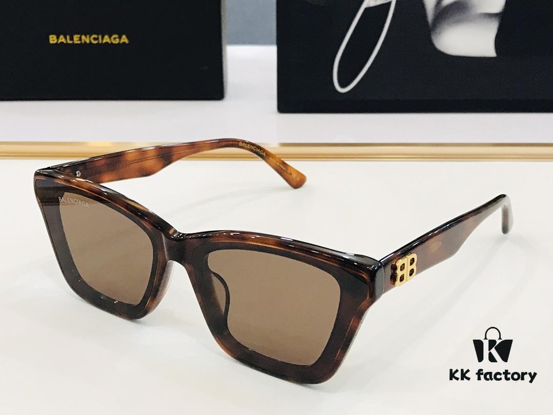 BALENCIAGA Balenciaga BB5129 Size: 63□16-145 Unique and Exceptional Design That Captivates at First Sight, Extremely Versatile and Stylish, Premium Quality Sunglasses