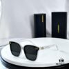 Balenciaga BB5128 Sunglasses