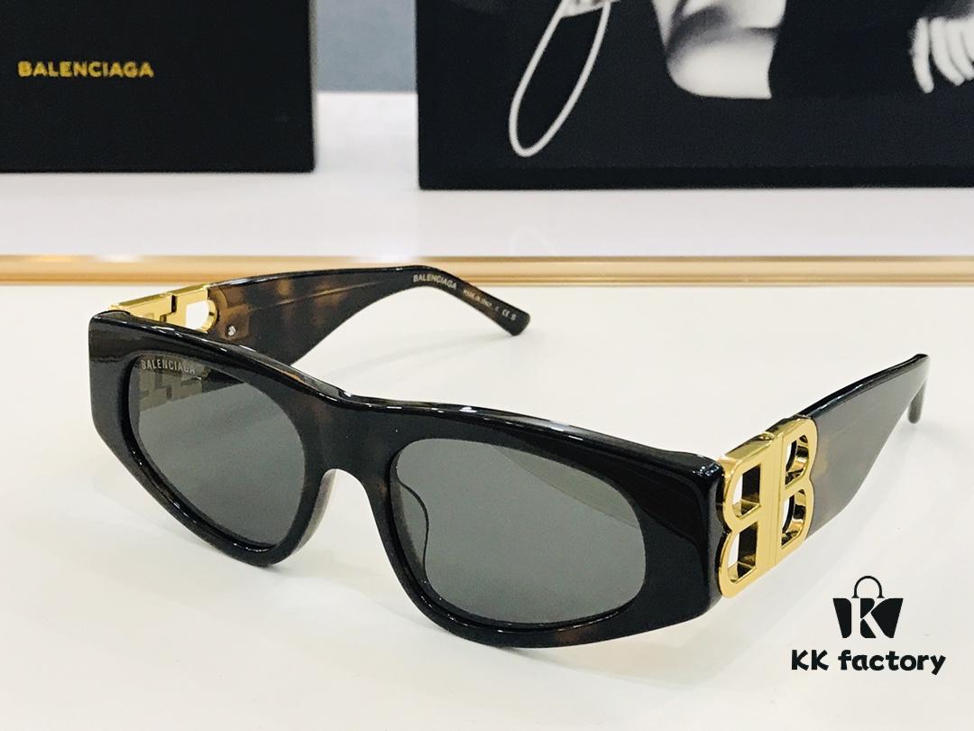 140 BALENCIAGA Balenciaga Latest Unique Design That Captivates at First Sight BB5109 Size: 53□19-130