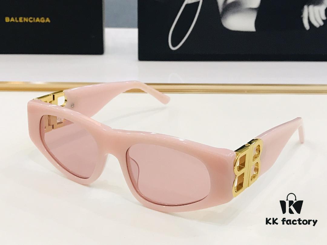 140 BALENCIAGA Balenciaga Latest Unique Design That Captivates at First Sight BB5109 Size: 53□19-130