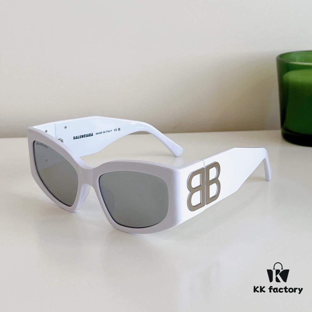 150 BALENCIAGA New Arrival Must-Have Stylish Sunglasses 🕶️