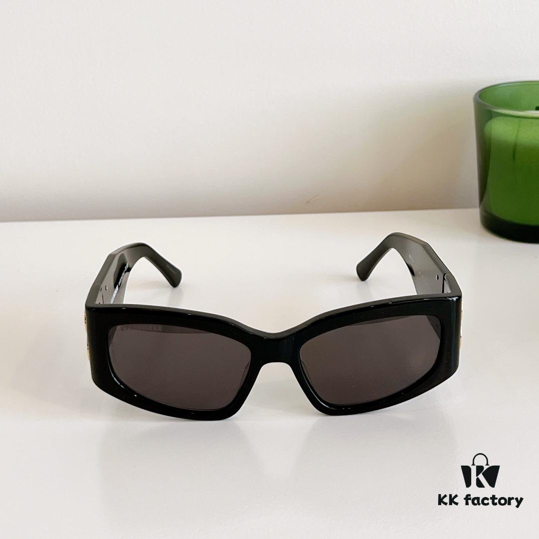 150 BALENCIAGA New Arrival Must-Have Stylish Sunglasses 🕶️