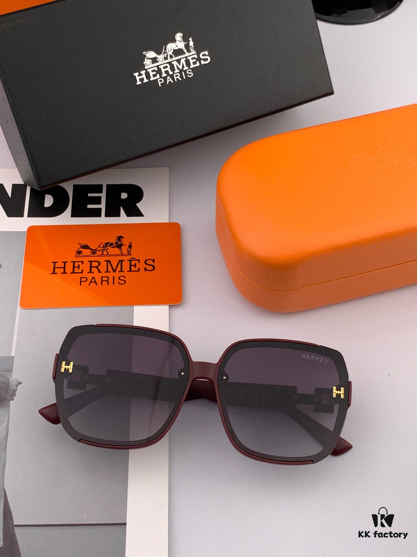 HERMES 2025 Spring New Arrival Original Release Famous Internet Hit Ultra Popular Blue Classic Luxury Fashion Square Sunglasses High-Quality Authentic H8303