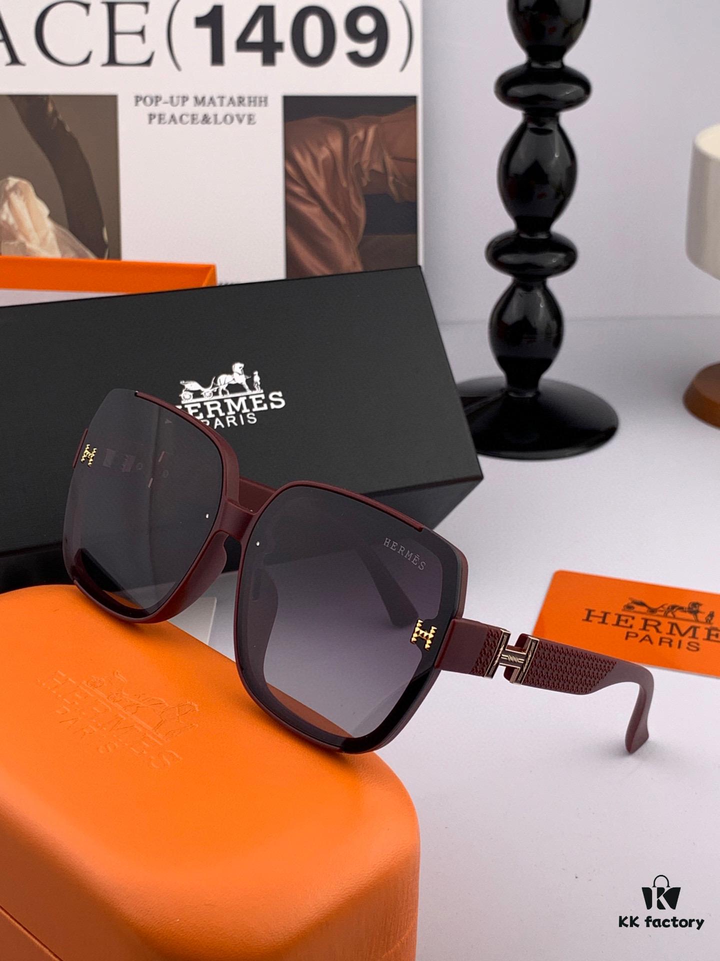 HERMES 2025 Spring New Arrival Original Release Famous Internet Hit Ultra Popular Blue Classic Luxury Fashion Square Sunglasses High-Quality Authentic H8303
