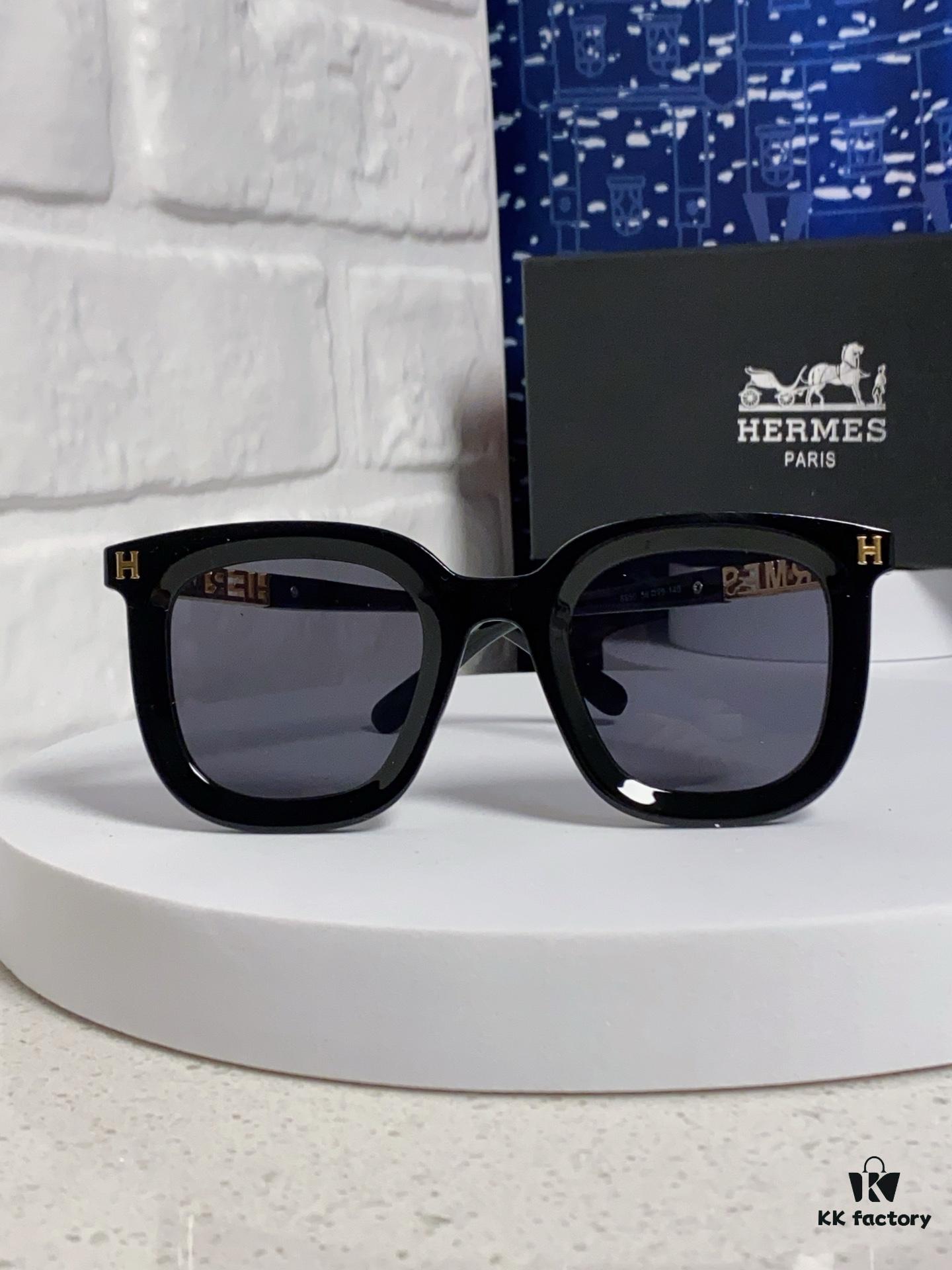 Hermes 2025 New Arrival Retro Square Unisex Sunglasses for Women, Slimming Design for Round Faces, Fashionable Metal-Frame with Hollow Temples, Stylish UV-Protection Sunglasses