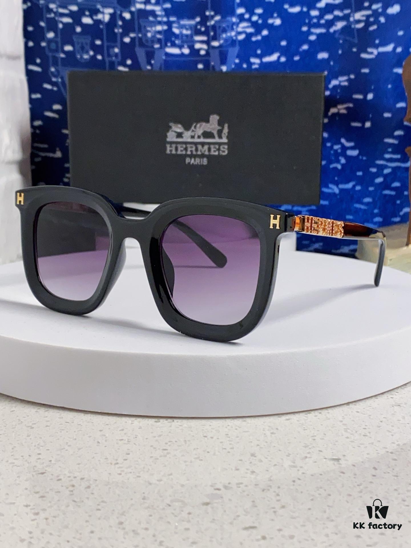 Hermes 2025 New Arrival Retro Square Unisex Sunglasses for Women, Slimming Frame for Round Faces, Fashionable Metal Hollow-out Temples, UV Protection