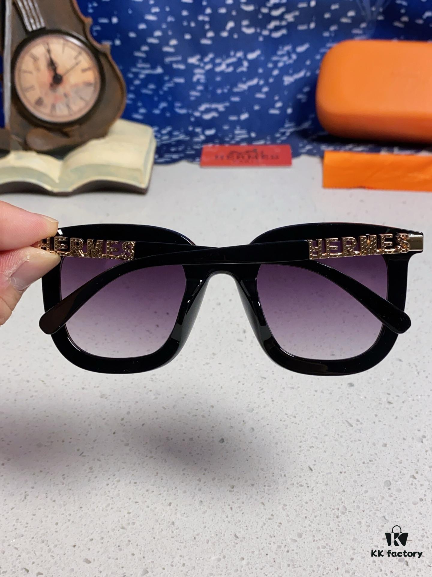 Hermes 2025 New Arrival Retro Square Unisex Sunglasses for Women, Slimming Frame for Round Faces, Fashionable Metal Hollow-out Temples, UV Protection