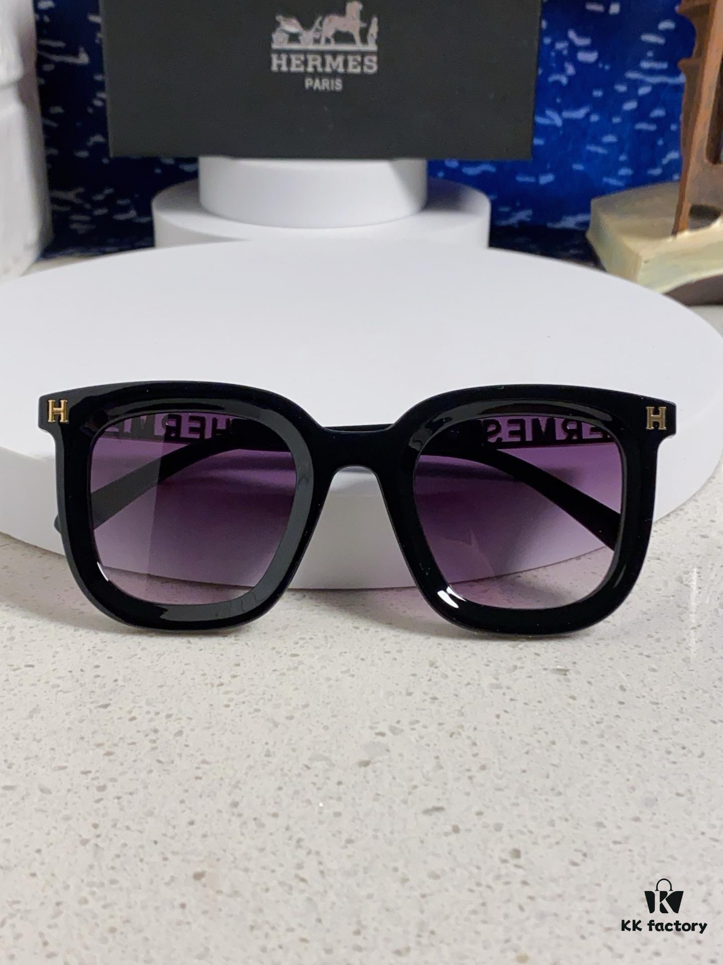 Hermes 2025 New Arrival Retro Square Unisex Sunglasses for Women, Slimming Frame for Round Faces, Fashionable Metal Hollow-out Temples, UV Protection