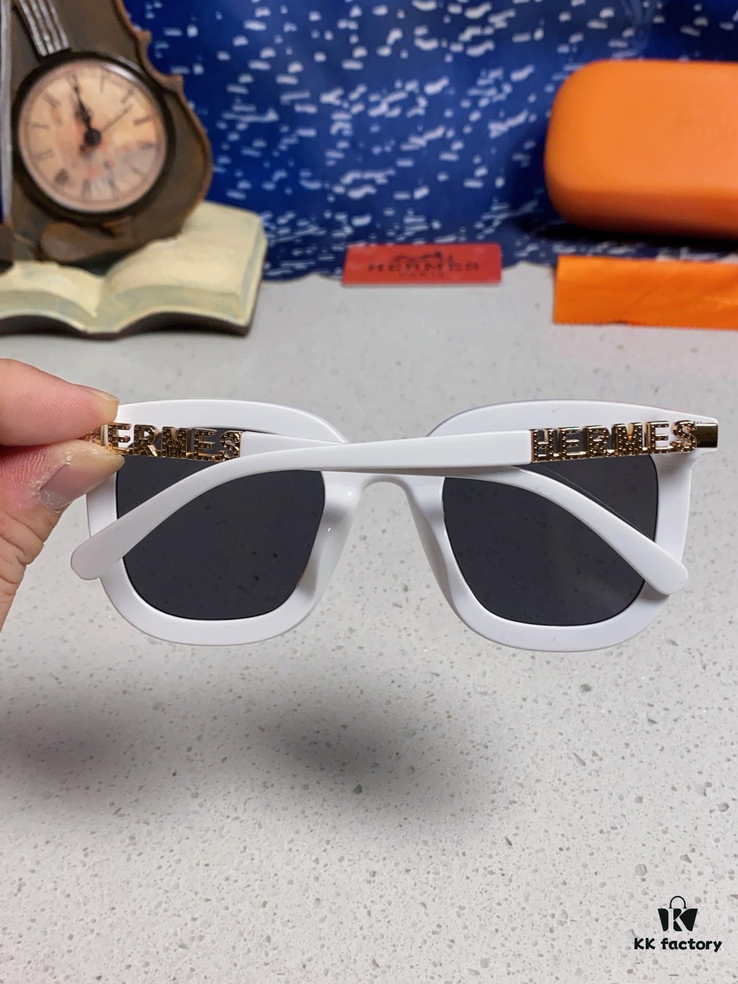 Hermes 2025 New Arrival Retro Square Unisex Sunglasses for Women, Slimming Design for Round Faces, Fashionable Influencer-Style Sunglasses with Metal Cut-Out Temples, UV-Protective Eyewear