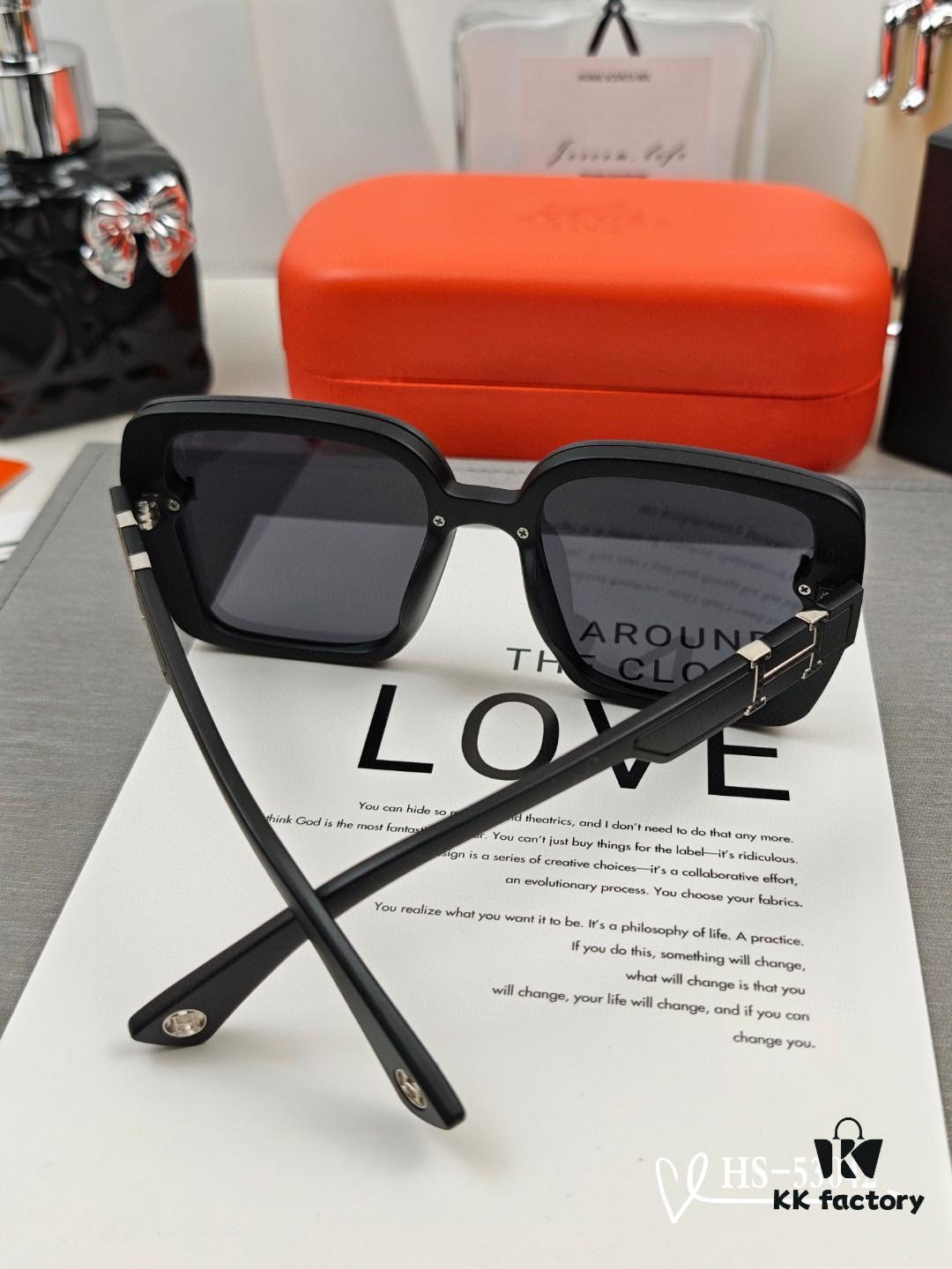 Hermès | New Model Sunglasses with Polarized Lenses, Lightweight TR90 Frame, UV Protection for Travel and Daily Wear