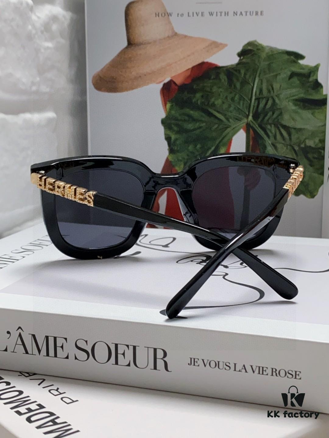 Hermes 2025 New Arrival Retro Square Unisex Sunglasses for Women, Slimming Design for Round Faces, Fashionable Influencer-Style Sunglasses with Metal Cut-Out Temples, UV-Protective Eyewear