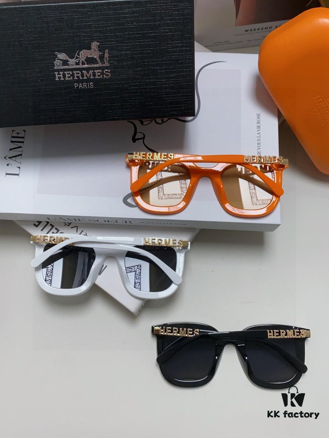 Hermes 2025 New Arrival Retro Square Unisex Sunglasses for Women, Slimming Design for Round Faces, Fashionable Influencer-Style Sunglasses with Metal Cut-Out Temples, UV-Protective Eyewear