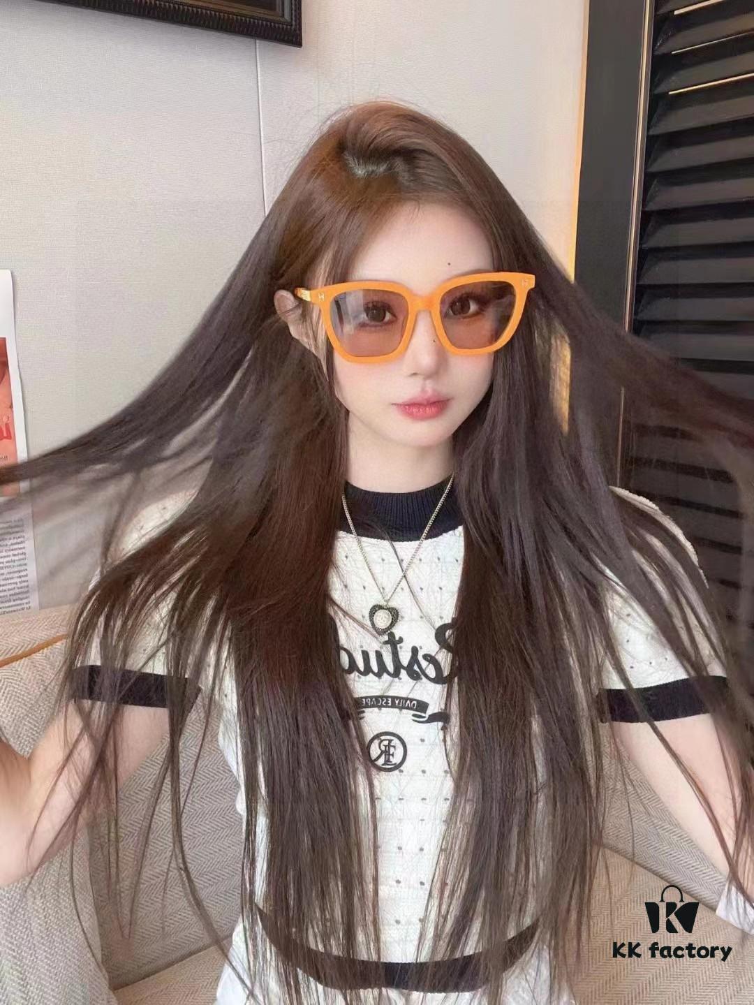 Hermes 2025 New Arrival Retro Square Unisex Sunglasses for Women, Slimming Design for Round Faces, Fashionable Metal-Frame with Hollowed Temples, UV Protection